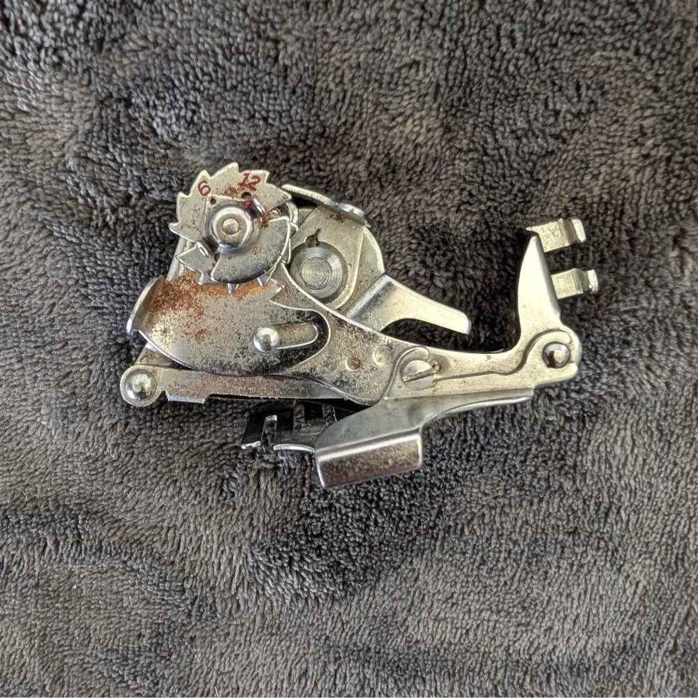 Vintage Ruffler Sewing Machine Foot‎ Attachment